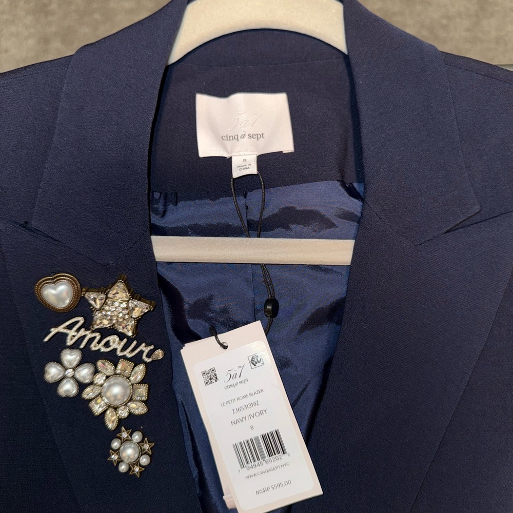 Cinq à Sept Le Petit Roxie Blazer - Midnight Blue Blazer w/Ivory Lace - Size 8 - Picture 3 of 6